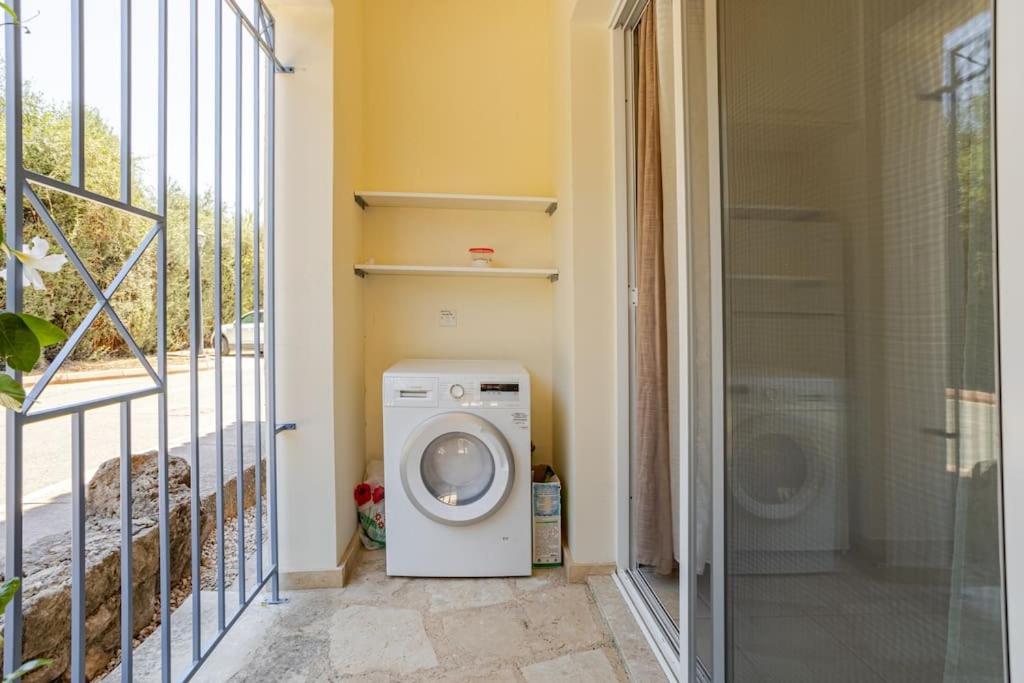 Apartament Grosses In Idyllischer Anlage, Strandnah *