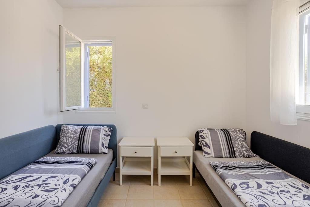 Grosses In Idyllischer Anlage, Strandnah Apartament Mandria (Paphos)